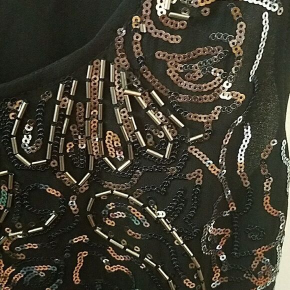 Cache sleeveless black Sequin Top - Picture 5 of 5